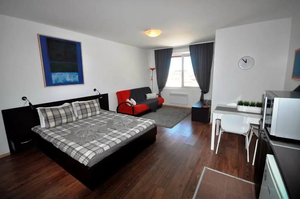 Apartman U Kompleksu Royal Towers Μπάνσκο 0*,